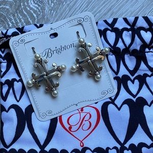 BRIGHTON COLLECTIBLES - TAOS PEARL CROSS LEVERBACK EARRINGS